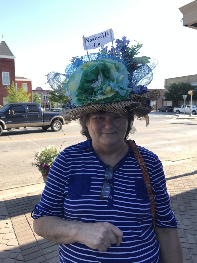 Beautiful bonnet in Main Street's Derby Day!